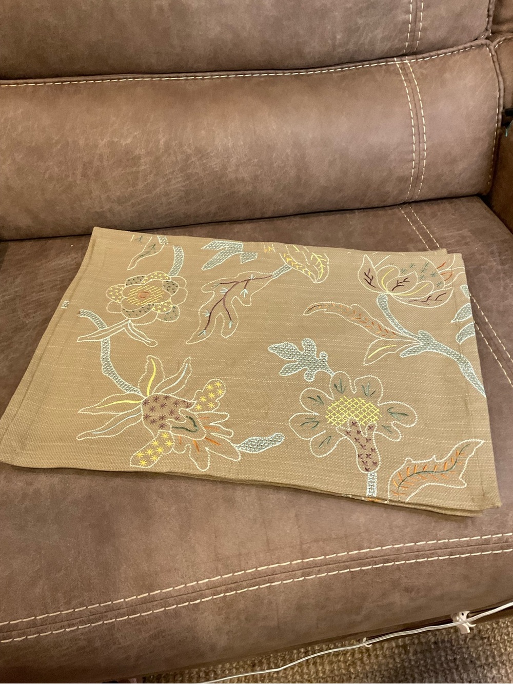 Crate & Barrel Lillian Placemats
